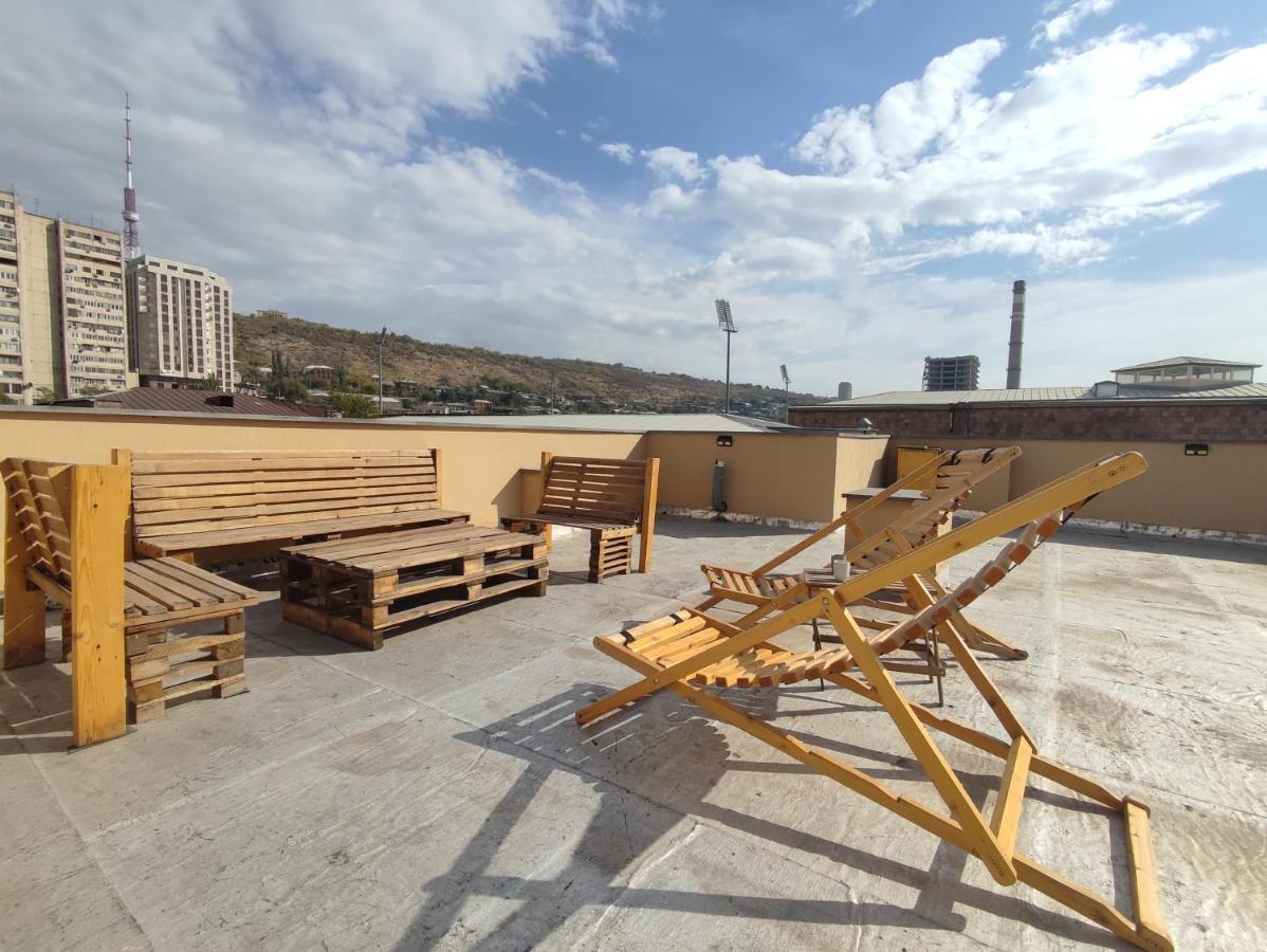 Hotelise I Bells-Of-Ireland Apartment يريفان المظهر الخارجي الصورة